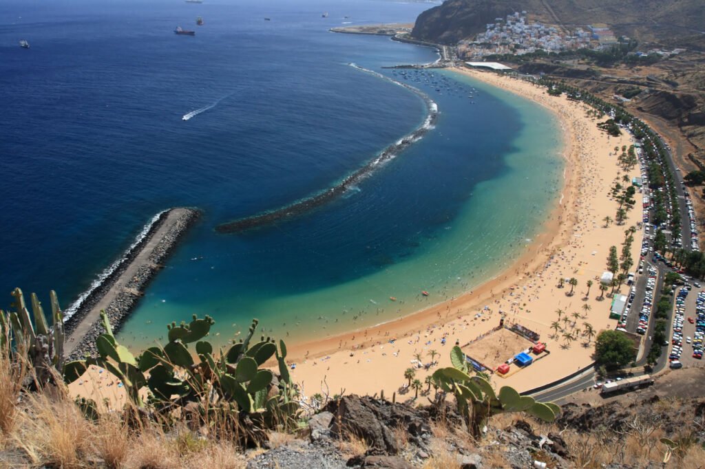 괴물 파도: 위성으로 확인된 선원들의 악몽, 이해와 대처 방법